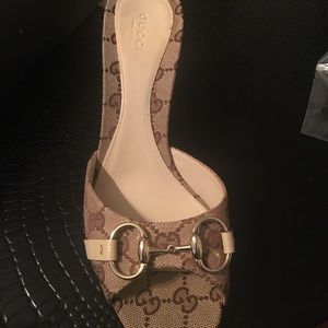 Gucci sling back